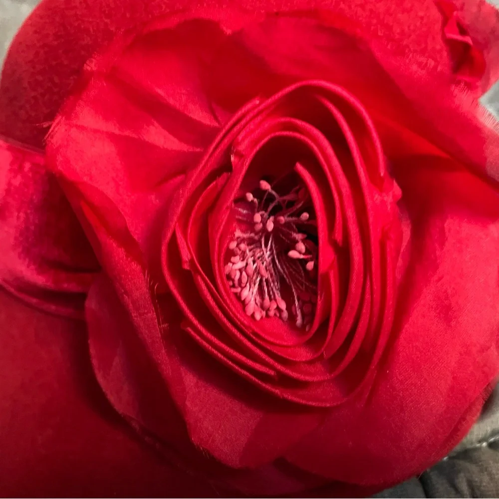 Louise Green Red Cloche Hat - Picture 5 of 7